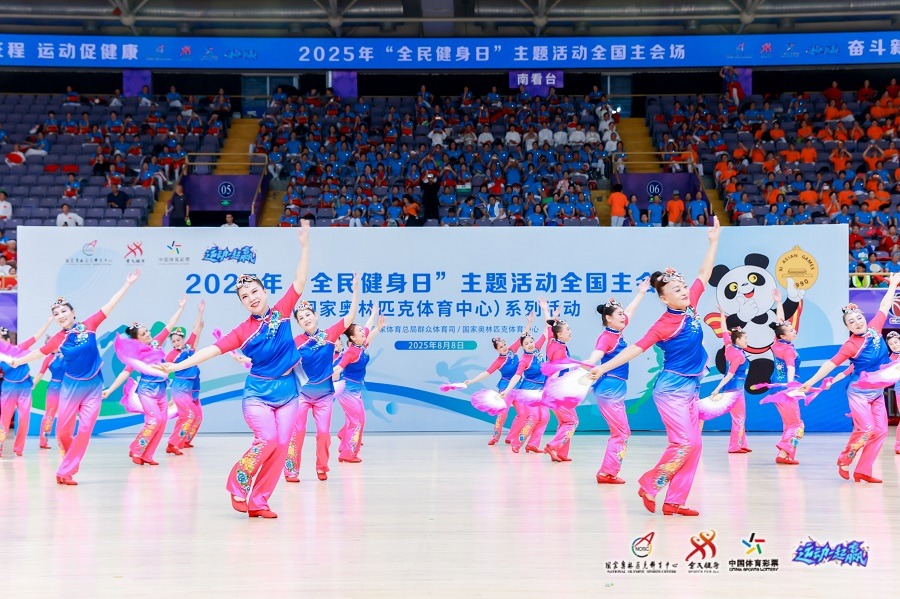 【王者荣耀】广州TTG官宣人员变动：主教练风君正式离队 打野选手嘉宝加盟